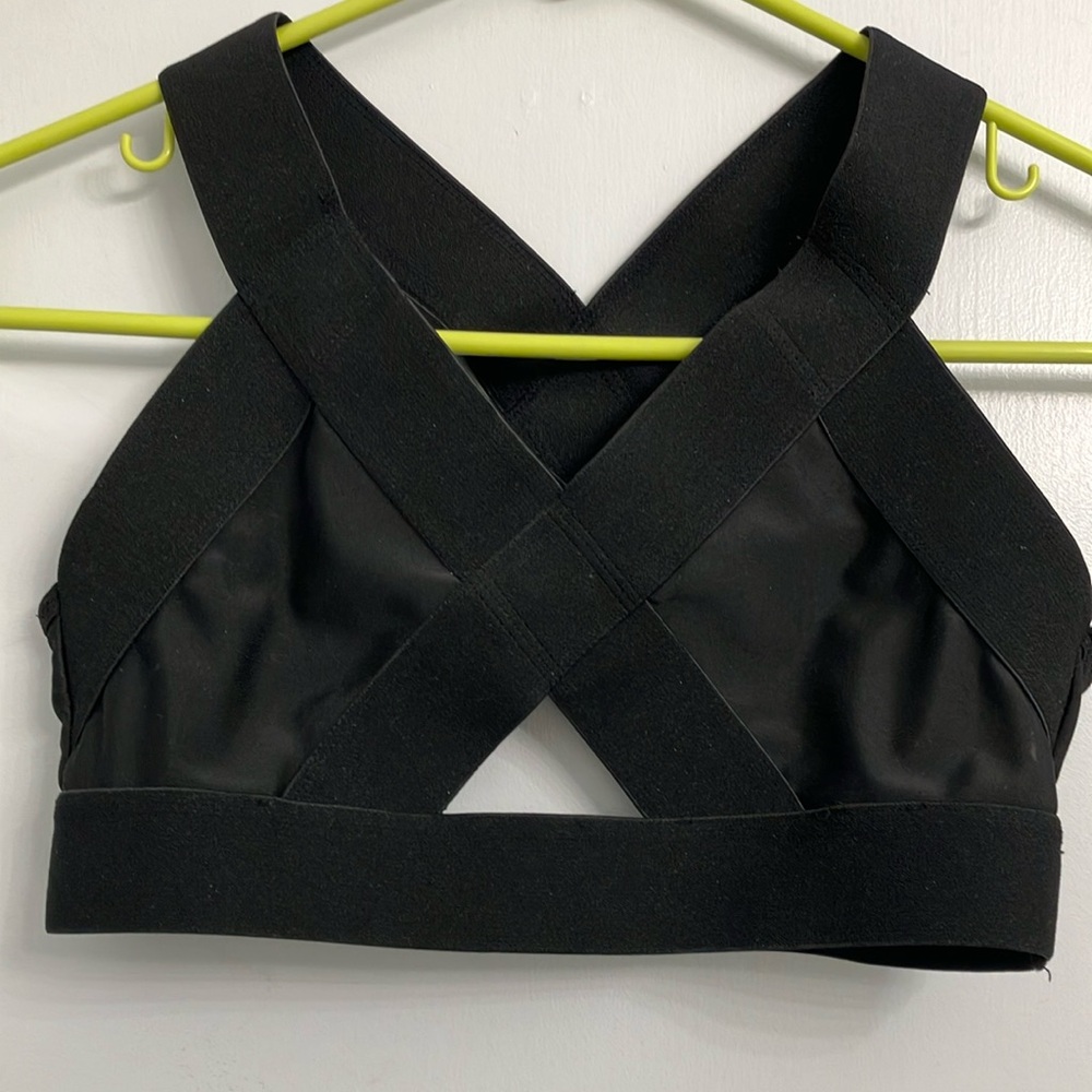 Black Sports Bra, Criss Cross design, Size 3/Small
